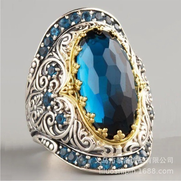 Jewelry - 💗 Sapphire Crystal Lux Silver & Gold Ring Size 9 NEW